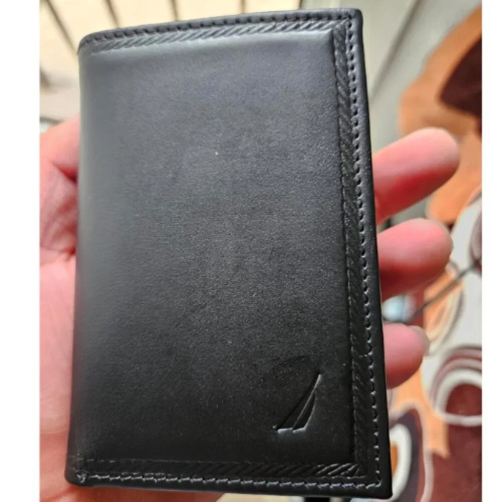 Men's Classic Leather Trifold RFID Wallet (Available in Smooth or Pebble Grain)